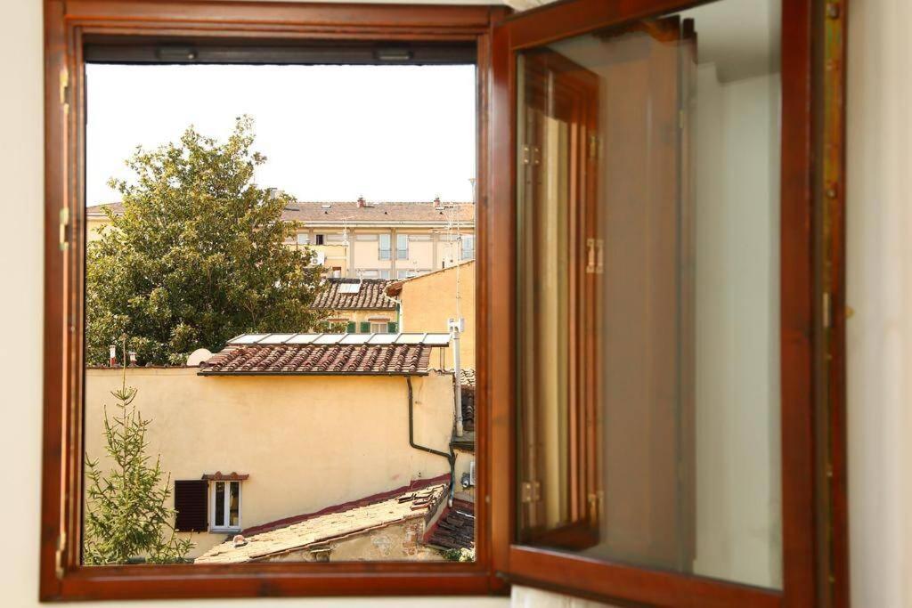 Santa Maria Novella Station Florentine Apartment Florence Exterior photo