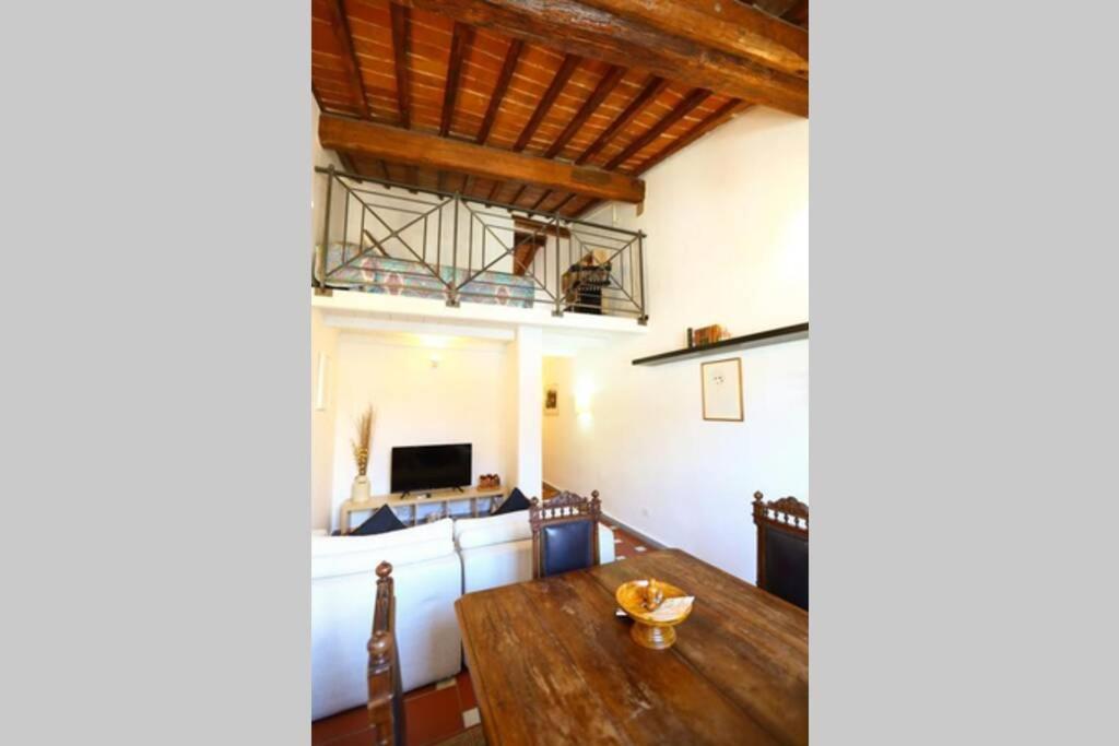 Santa Maria Novella Station Florentine Apartment Florence Exterior photo